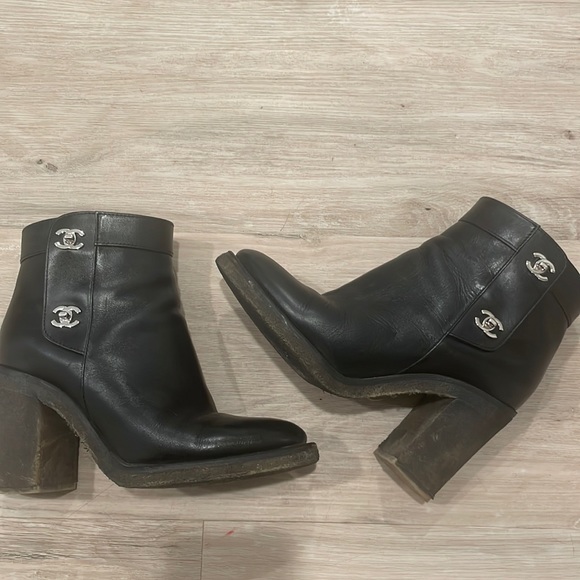 Chanel ankle booties - Picture 1 of 7